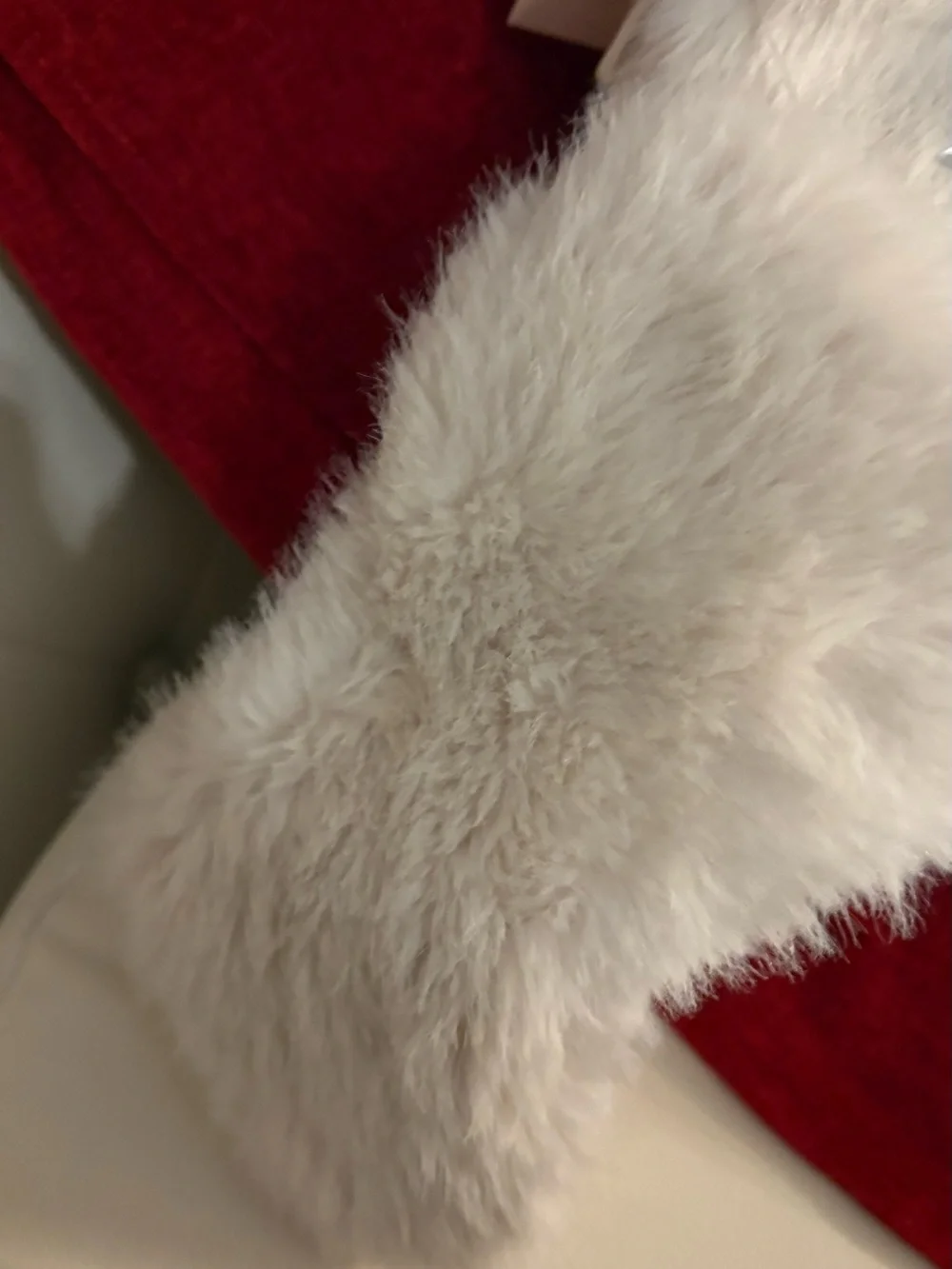 Victoria Secret Ivory Faux Fur Bvlgari BeauTEA Bundle